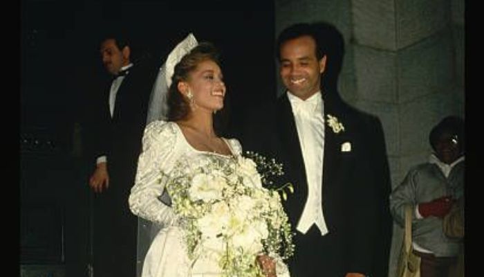 Vanessa Williams and her ex-husband Ramon Hervey II's wedding ceremony.
